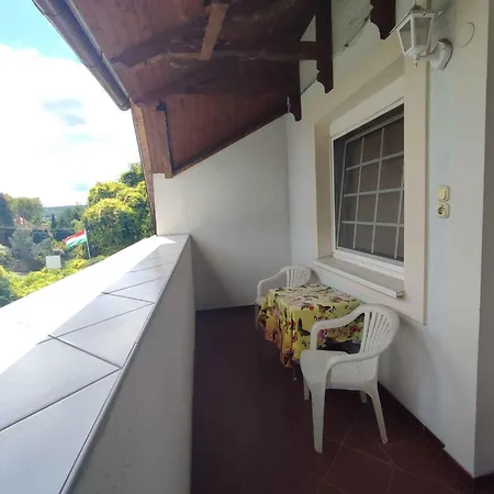 In - Nordtransdanubien 51288 Apartment