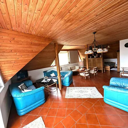 In - Nordtransdanubien 51288 Apartment Kehidakustany